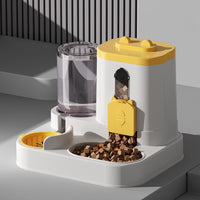 Distributeur automatique de nourriture pour chats et chiens — Accessoire pratique et design